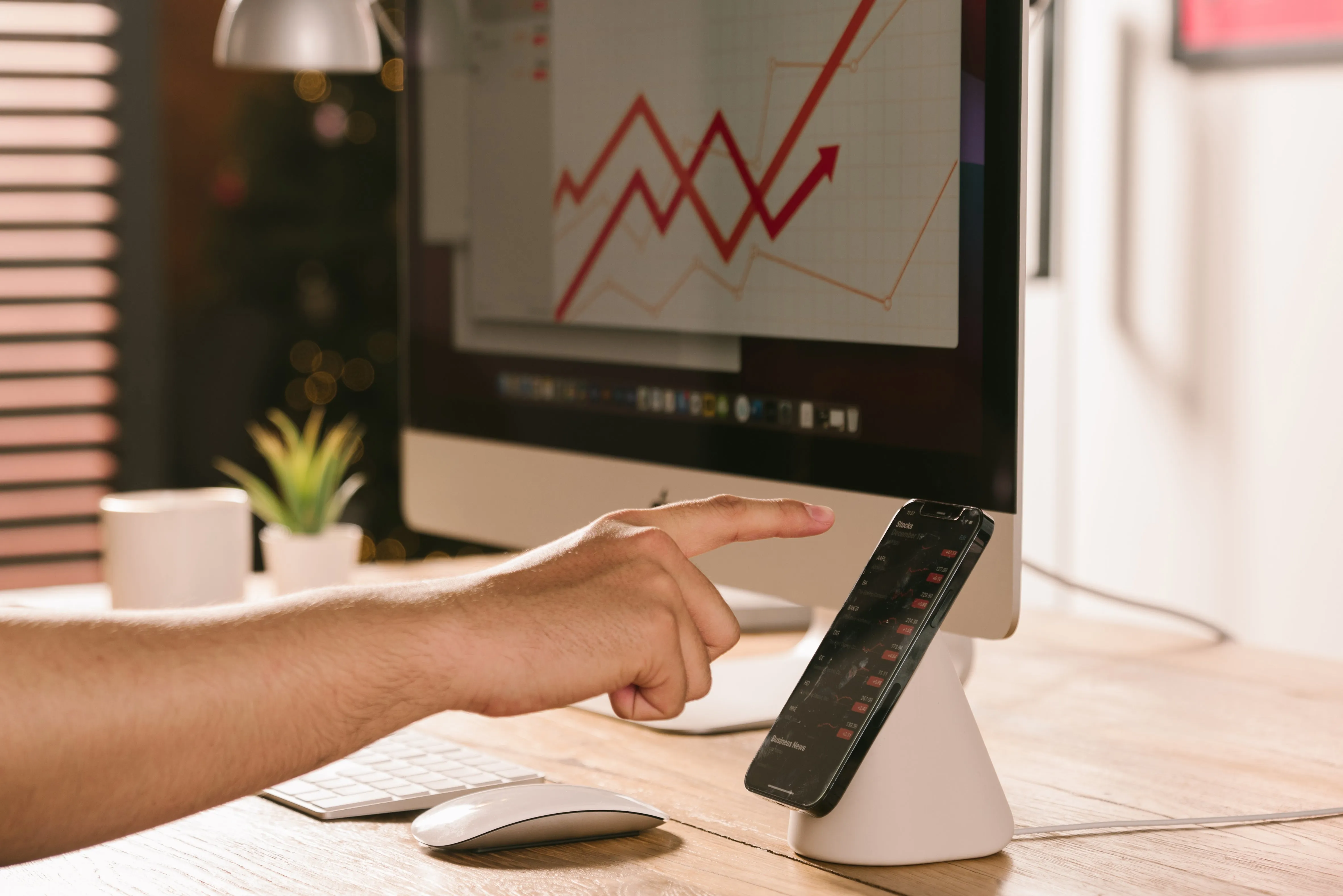 Elago MS1 Charging Stand For MagSafe
