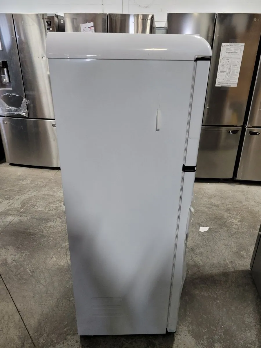 GLR76TWMER - REFRIGERATORS - Galanz - Top Freezer - White - Open Box
