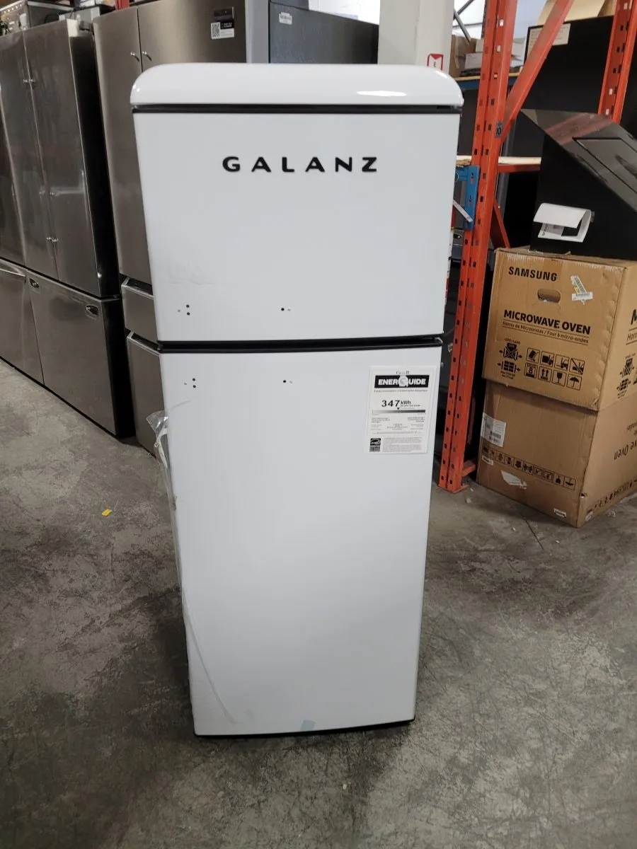 GLR76TWMER - REFRIGERATORS - Galanz - Top Freezer - White - Open Box
