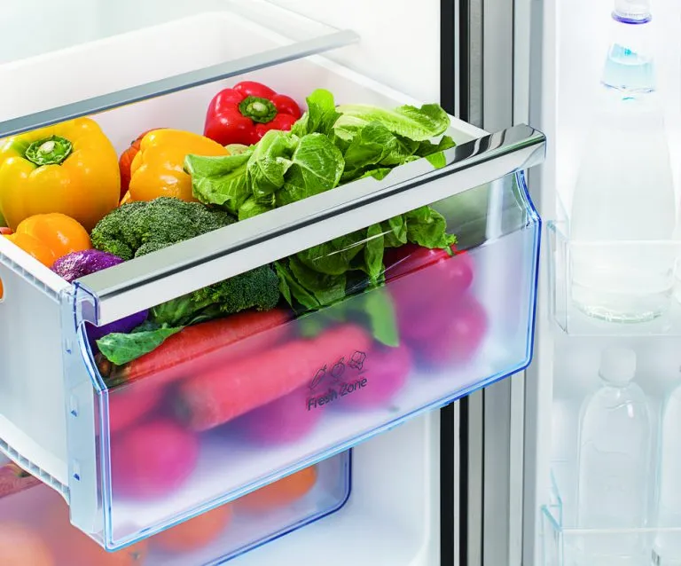 Hisense Refrigerator 696L, RS696N4IBGU
