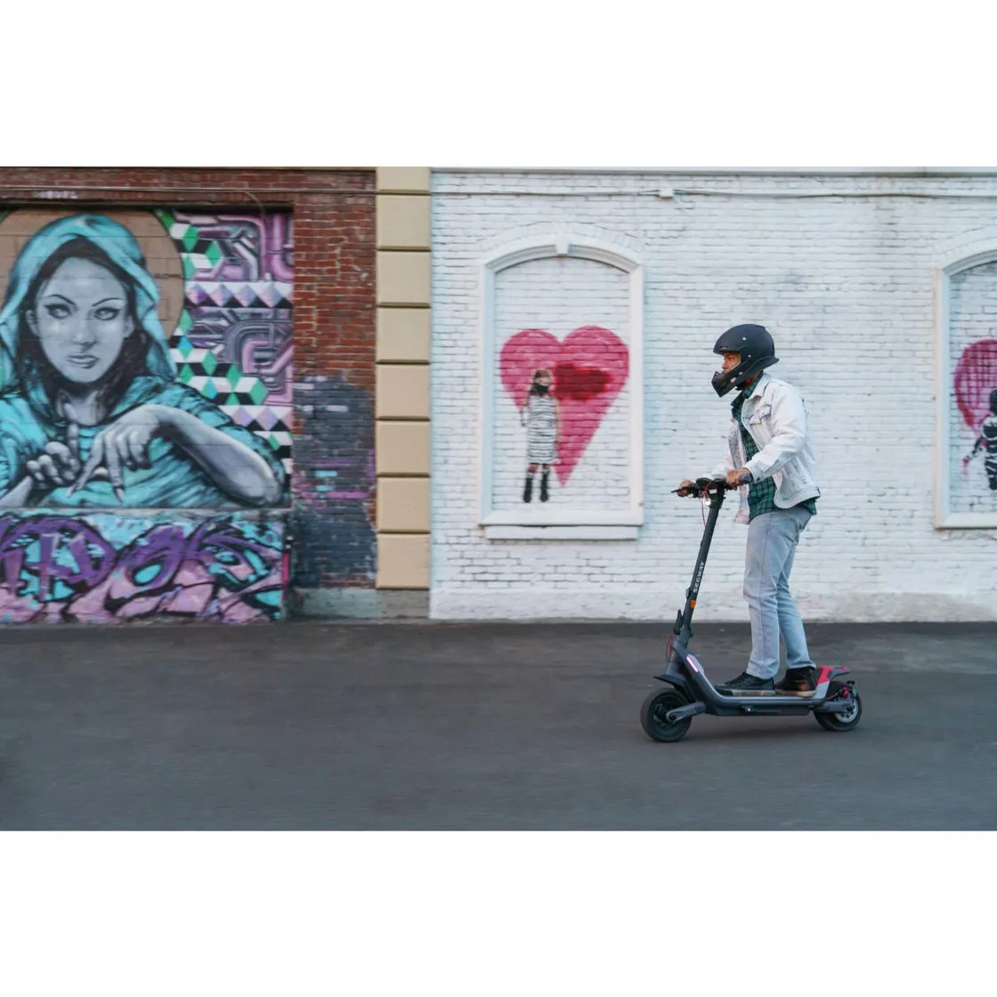Ninebot P100SE Scooter by Segway