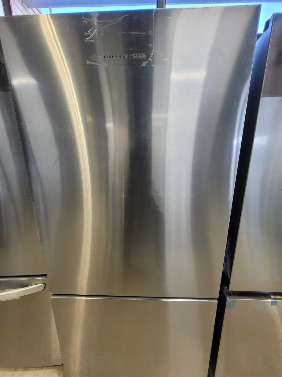 RF170BRPX6-N - REFRIGERATORS - Fisher & Paykel - Bottom Freezer - Stainless Steel - Open Box