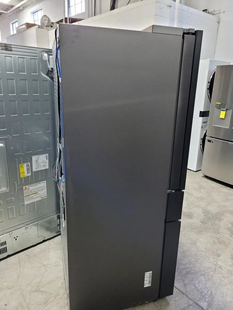 RF23BB8600QLAA - REFRIGERATORS - Samsung - French 4-Door - Stainless Steel - Open Box