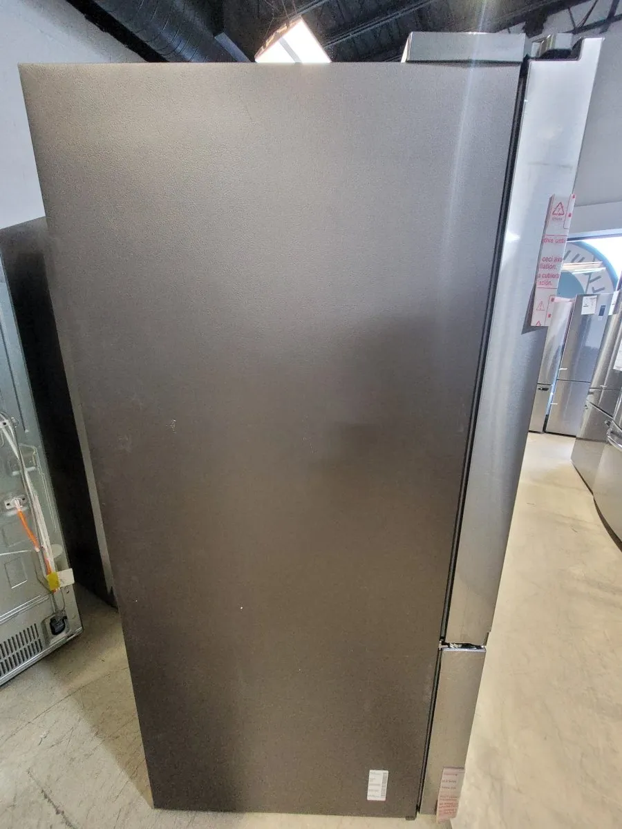 RF32CG5N10SR - REFRIGERATORS - Samsung - French 3-Door - Stainless Steel - Open Box